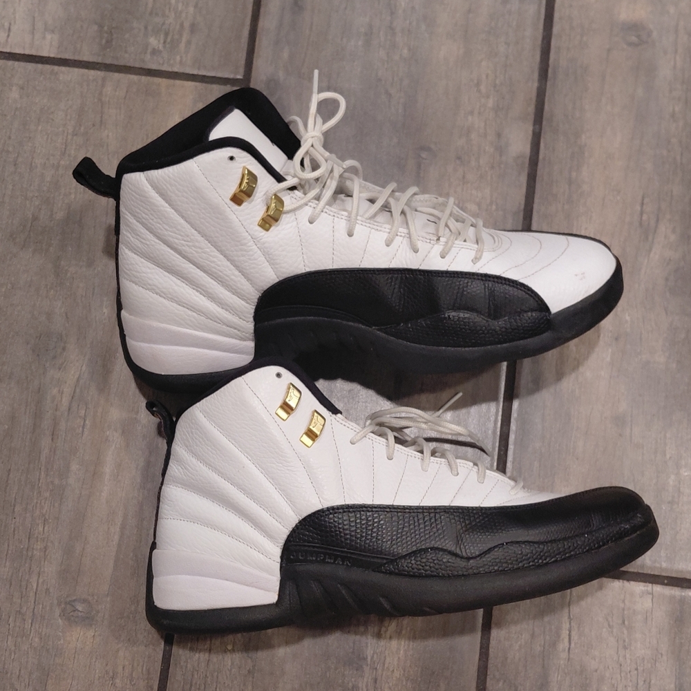 Air Jordan 12 Taxi Retro